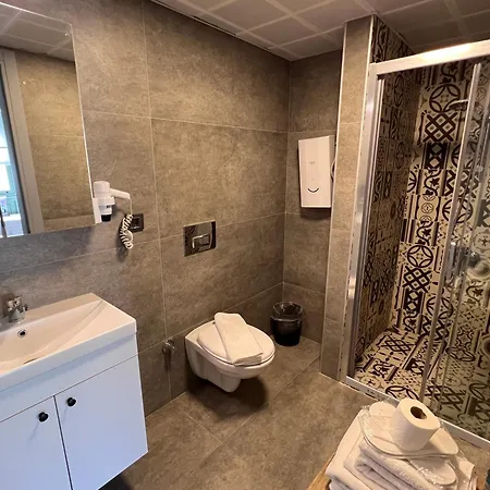 B&B Palacaki